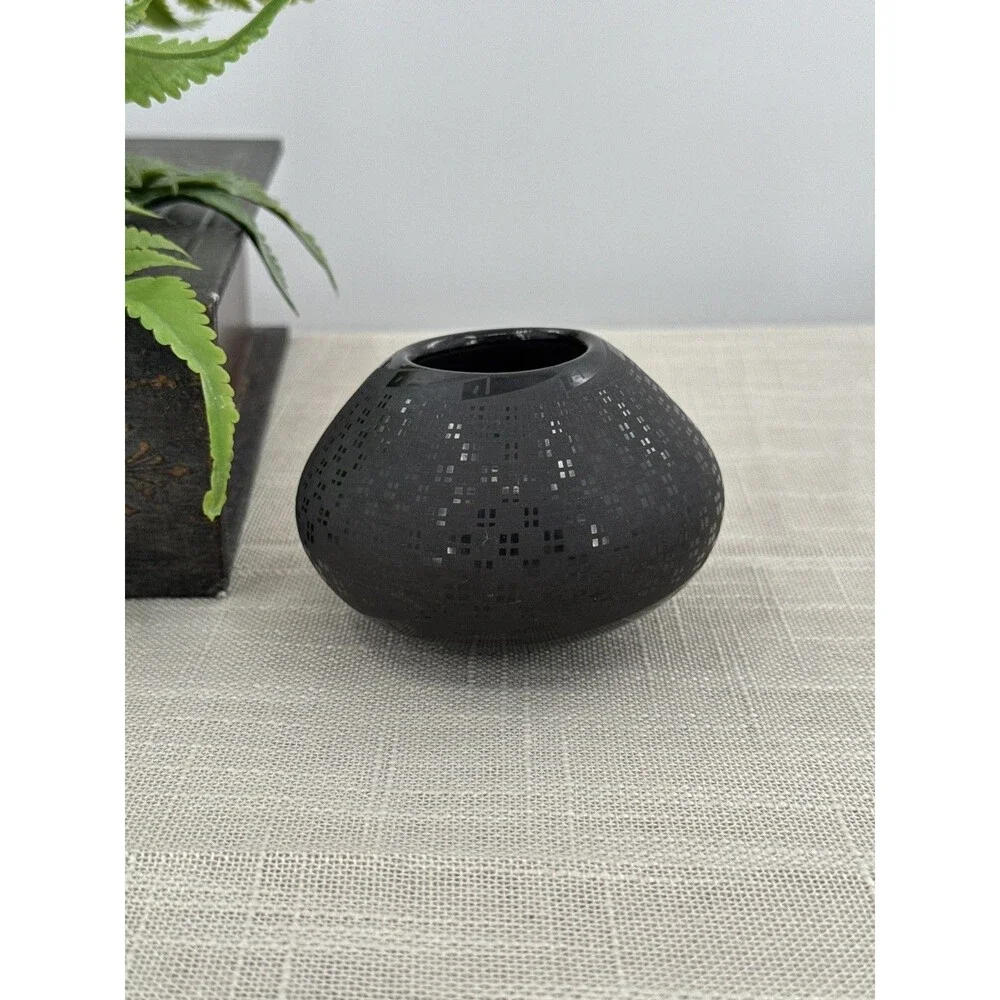 Southwestern Artisan Blackware Olla Pottery Desert Modern Pueblo Geometric Decor